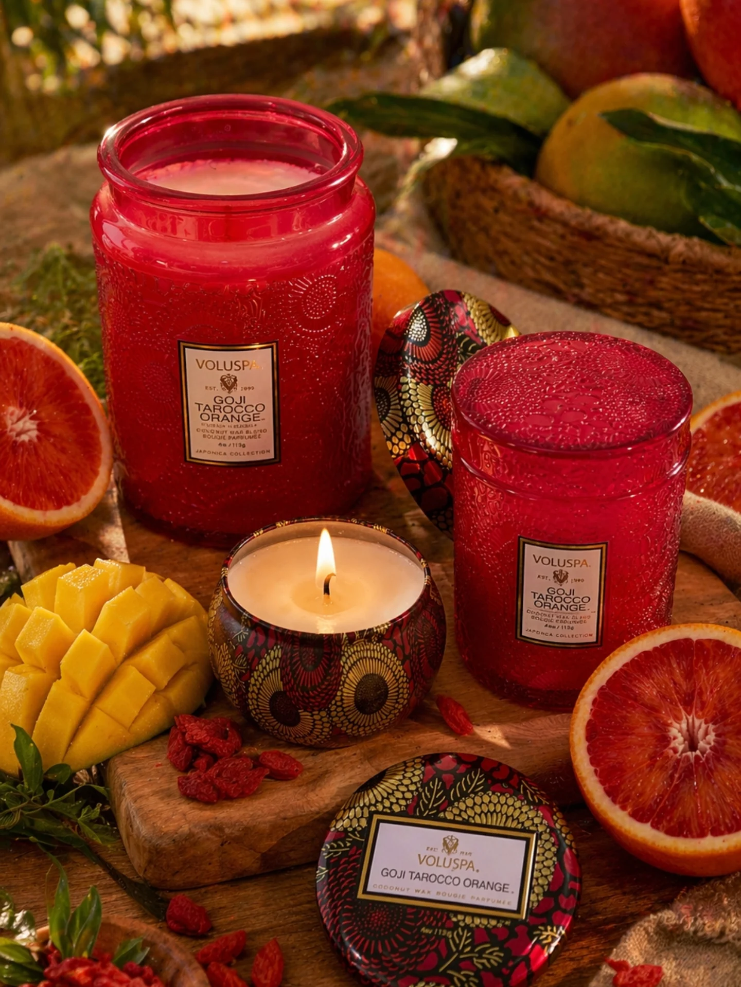 Velas perfumadas Voluspa Goji Tarocco Orange com frutas cítricas